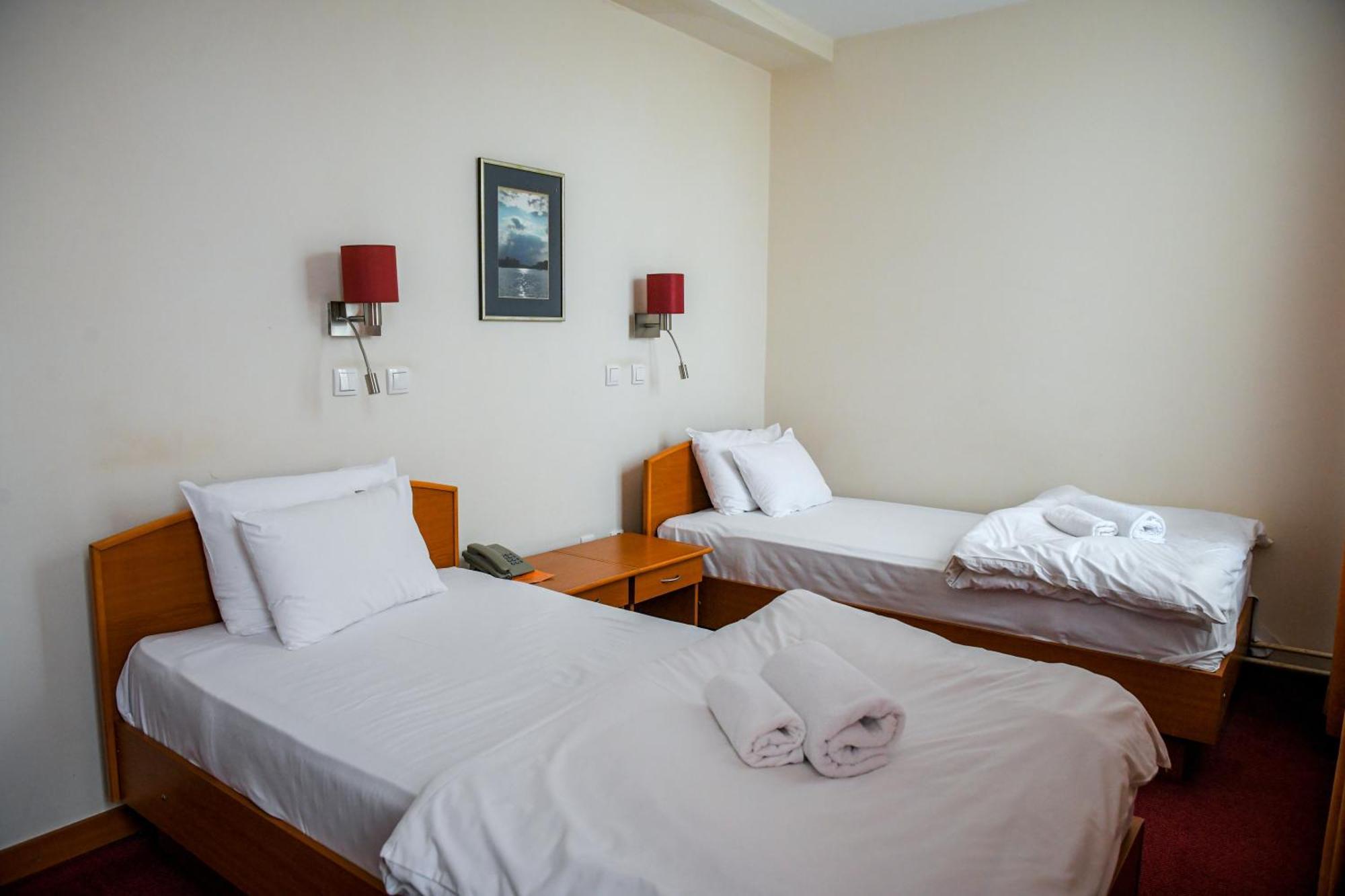 Hotel Fontana Bačka Palanka Eksteriør bilde