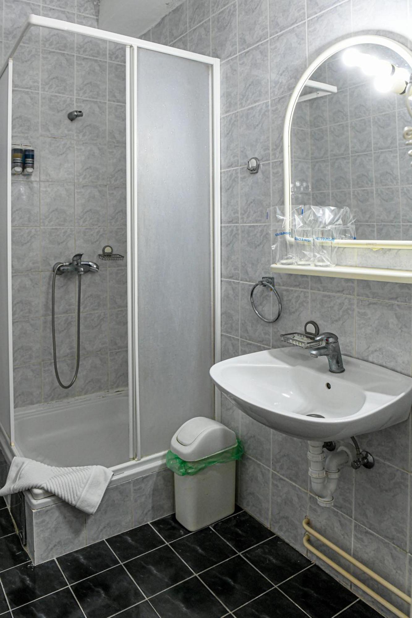 Hotel Fontana Bačka Palanka Eksteriør bilde